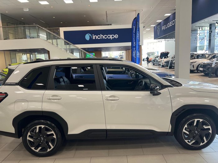 2025 Subaru Forester Touring S6 MY26 AWD Crystal White