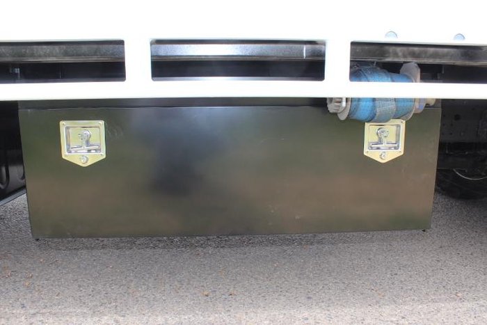 2017 Isuzu F Series FSR120/140-240 WHITE