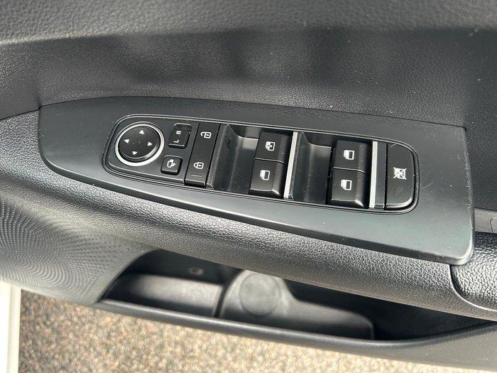 2018 Kia Cerato S BD MY19 Clear White