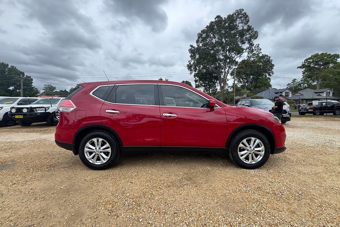 2014 Nissan X-TRAIL ST