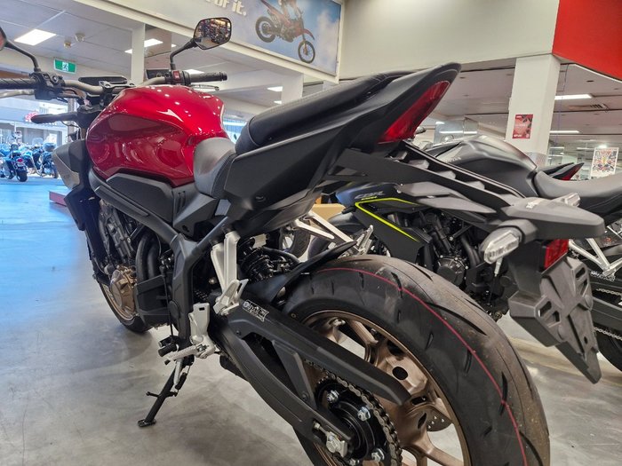 2024 Honda CB650R RED