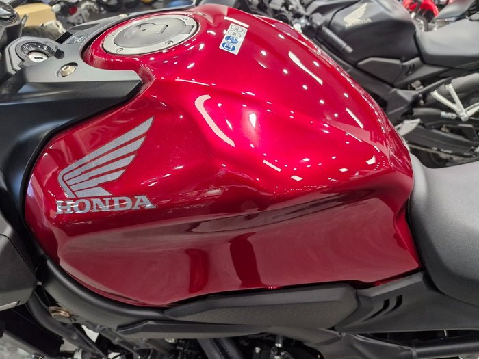 2024 Honda CB650R RED