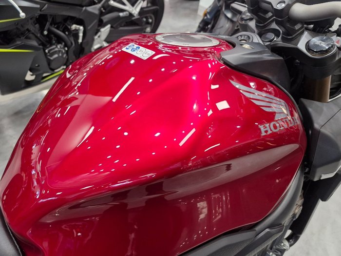 2024 Honda CB650R RED