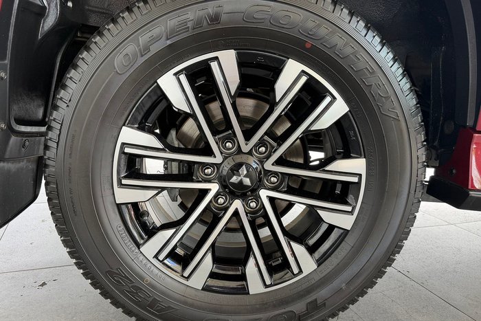 2019 Mitsubishi Pajero Sport GLS