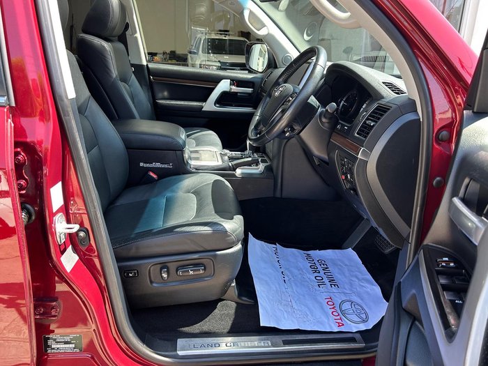 2019 Toyota Landcruiser VX