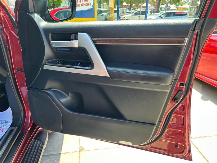 2019 Toyota Landcruiser VX