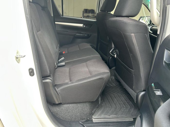 2018 Toyota Hilux SR5