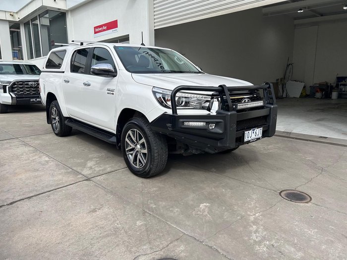 2018 Toyota Hilux SR5