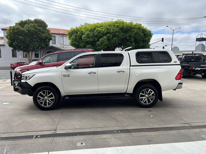 2018 Toyota Hilux SR5