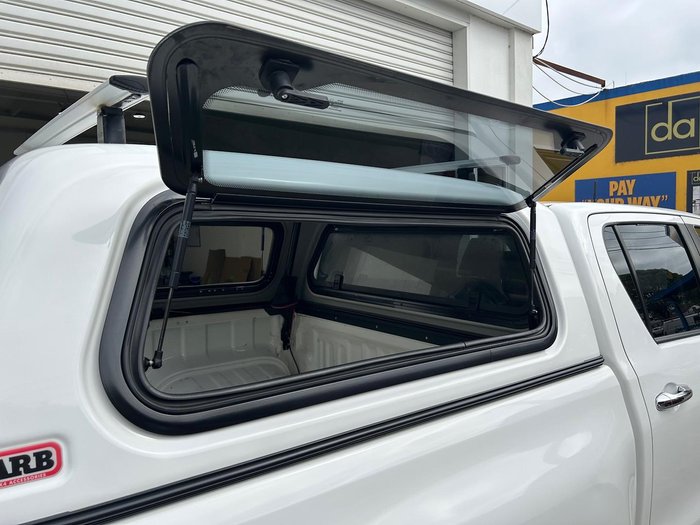 2018 Toyota Hilux SR5