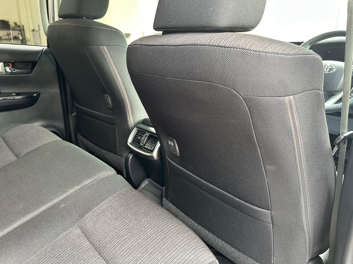 2018 Toyota Hilux SR5