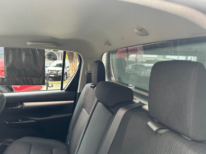 2018 Toyota Hilux SR5