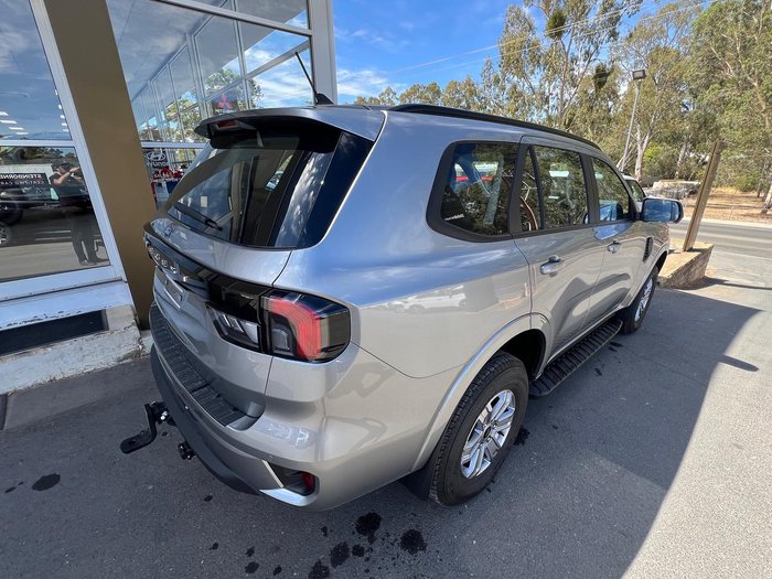 2025 Ford Everest Ambiente