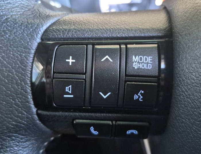 2021 Toyota Hilux SR5