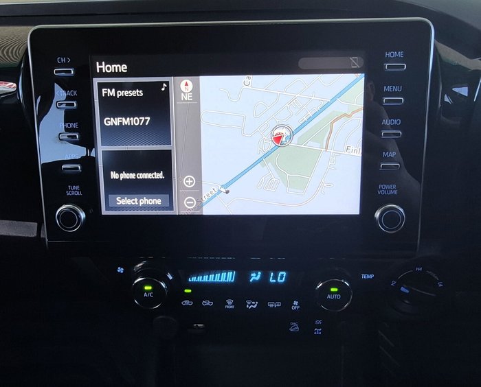 2021 Toyota Hilux SR5