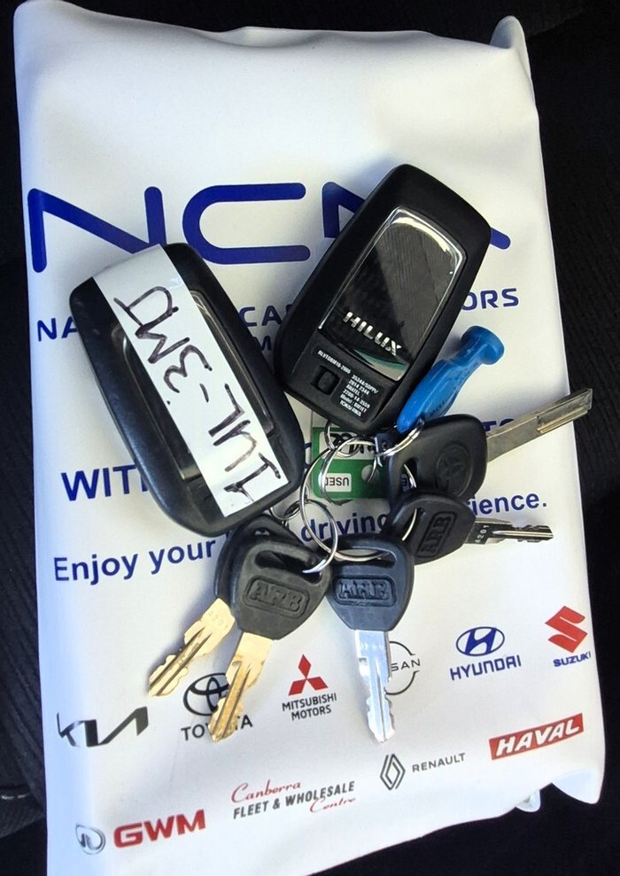 2021 Toyota Hilux SR5