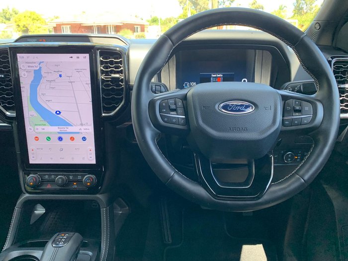 2025 Ford Everest Platinum