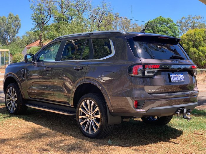 2025 Ford Everest Platinum
