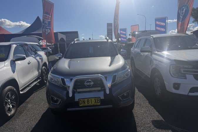 2016 NISSAN NAVARA