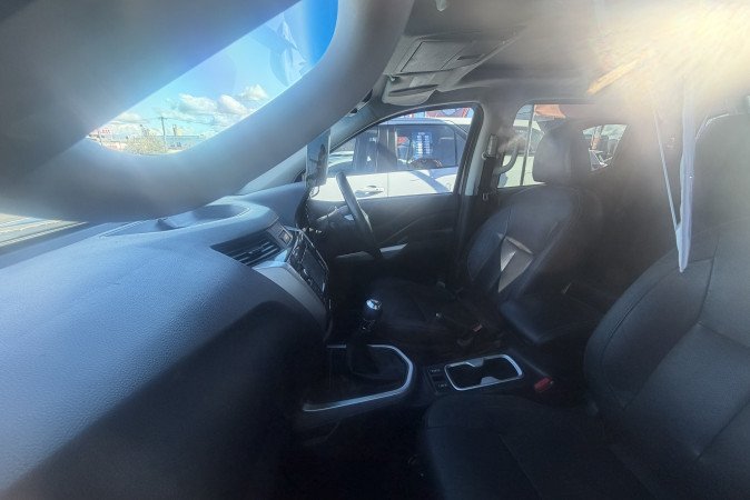 2016 NISSAN NAVARA ST-X (4x2)