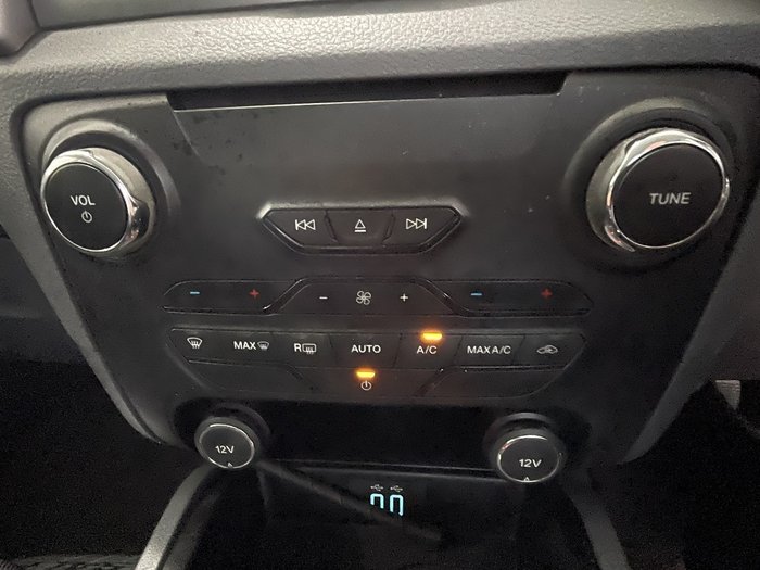 2018 Ford Everest Trend