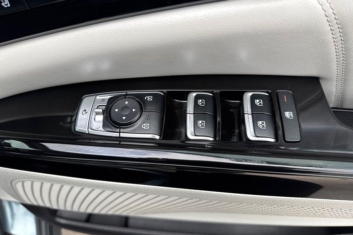 2022 Kia Carnival Platinum