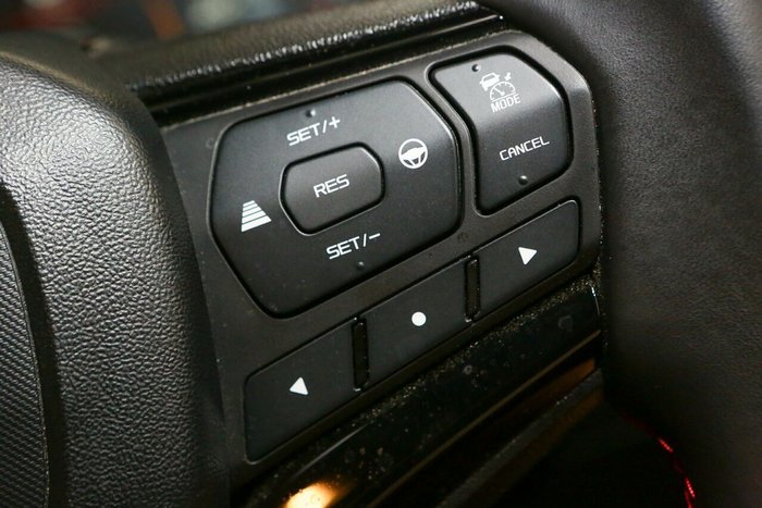 2025 Isuzu D-MAX X-TERRAIN