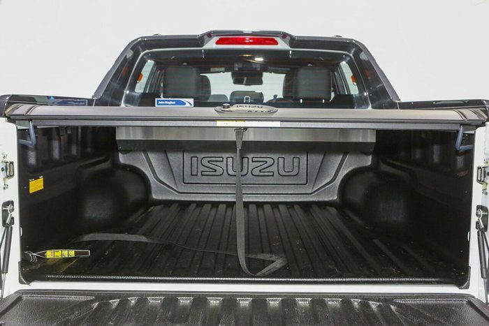 2025 Isuzu D-MAX X-TERRAIN