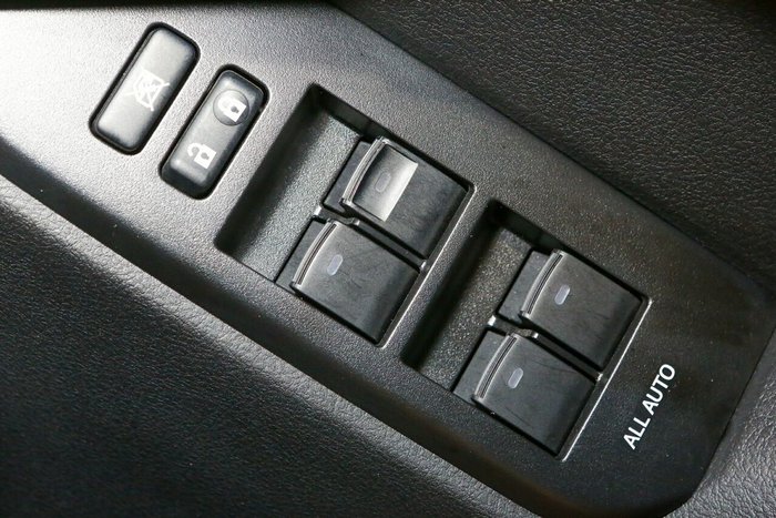 2022 Toyota Landcruiser Prado VX