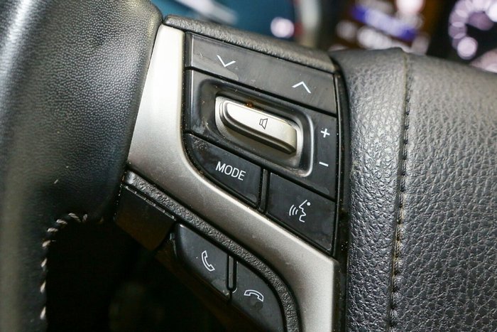 2022 Toyota Landcruiser Prado VX