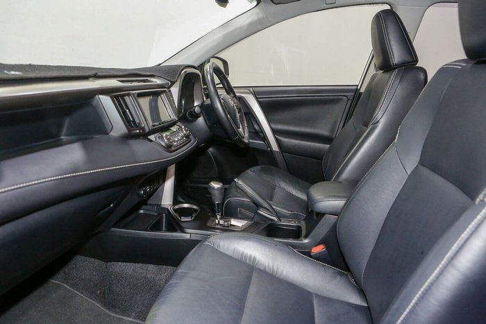 2016 Toyota RAV4 Cruiser