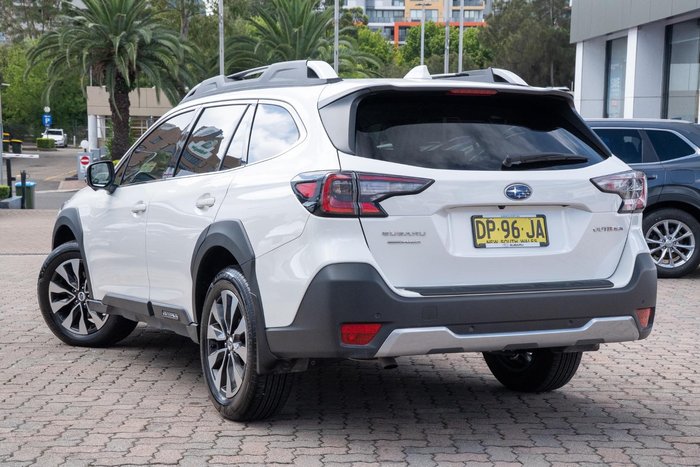 2025 Subaru Outback AWD Touring