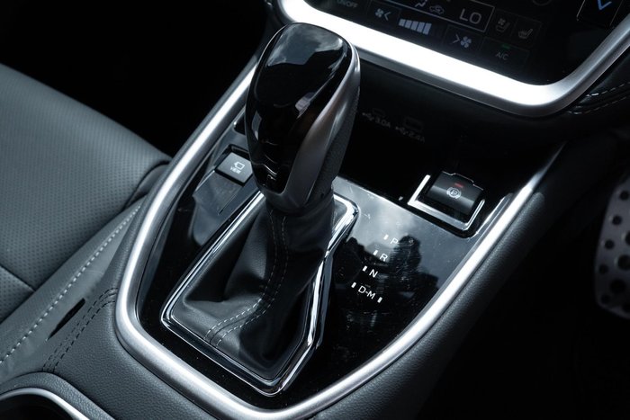 2025 Subaru Outback AWD Touring