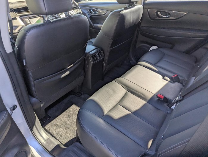 2019 Nissan X-TRAIL ST-L