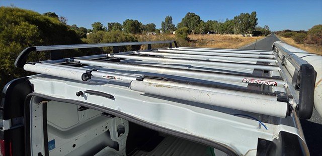 2020 Mitsubishi Express GLX