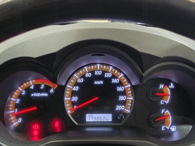 2014 Toyota Hilux SR