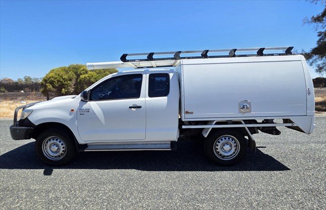 2014 Toyota Hilux SR