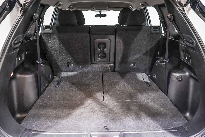 2025 Mitsubishi Outlander ES