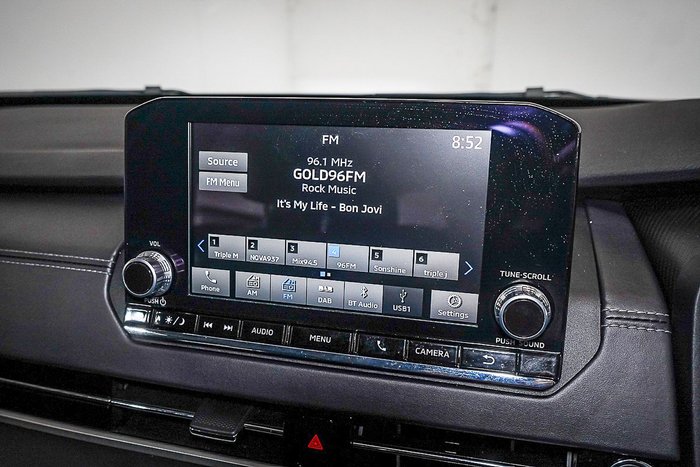 2025 Mitsubishi Outlander ES