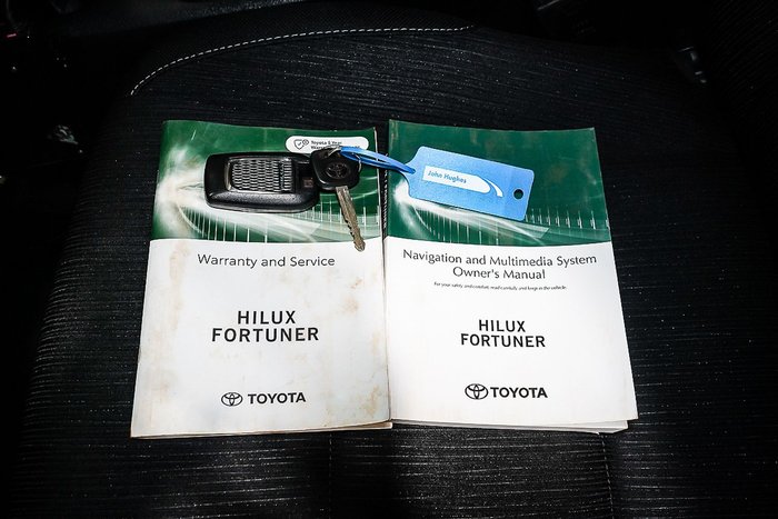 2021 Toyota Hilux SR5