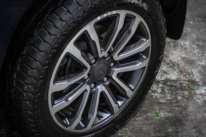 2022 Ford Everest Titanium