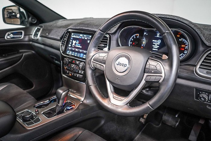 2022 Jeep Grand Cherokee Night Eagle