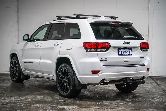 2022 Jeep Grand Cherokee Night Eagle