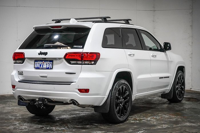 2022 Jeep Grand Cherokee Night Eagle