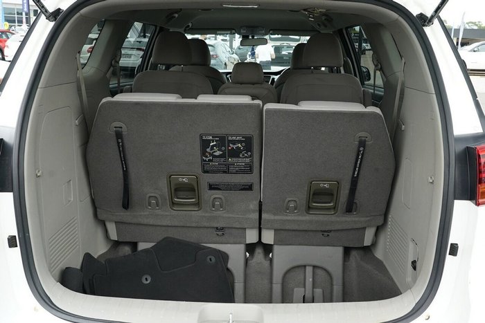 2018 Kia Carnival Si