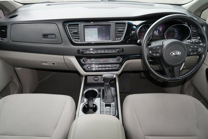 2018 Kia Carnival Si