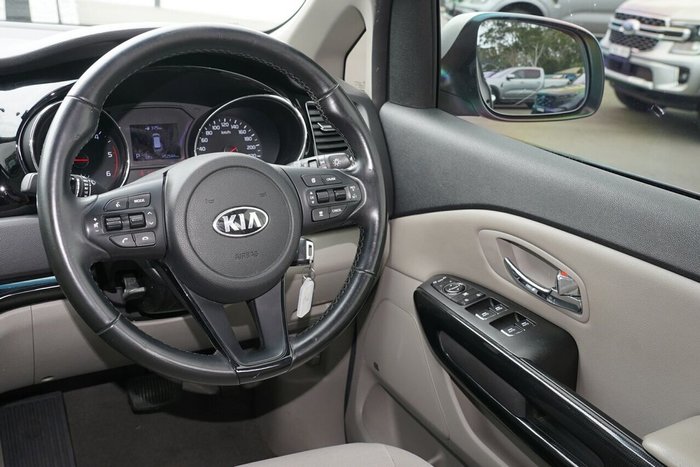 2018 Kia Carnival Si