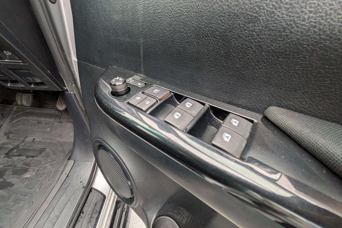 2022 Toyota Hilux SR5