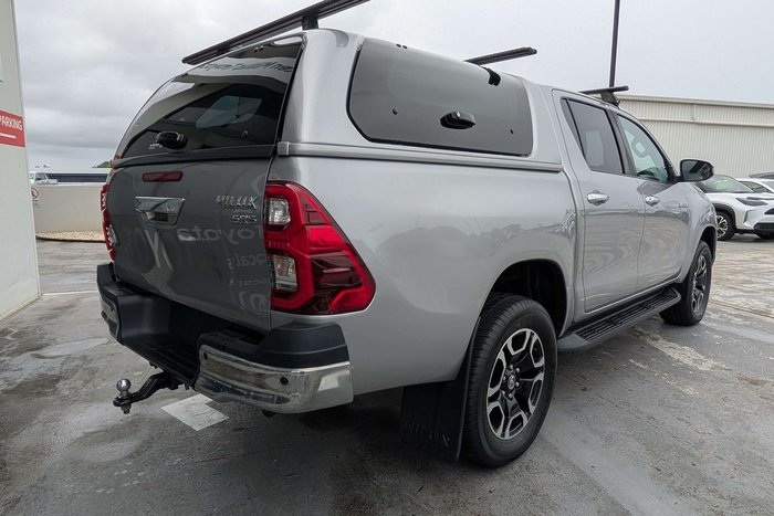 2022 Toyota Hilux SR5