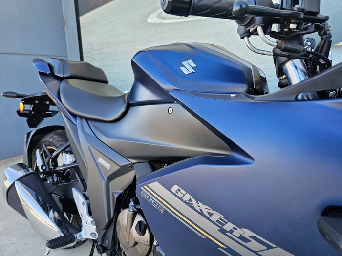 2024 Suzuki GIXXER SF Blue